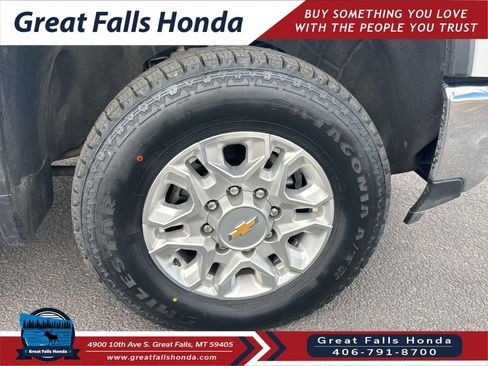 Used 2025 Chevrolet Silverado 2500 LT AWD/4WD image 31