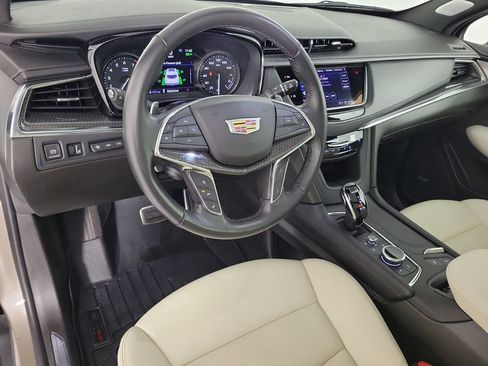 Certified 2023 Cadillac XT5 Sportv w/ Technology Package AWD/4WD image 19