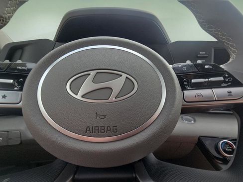 New 2026 Hyundai Elantra SEL Sport Premium FWD image 12