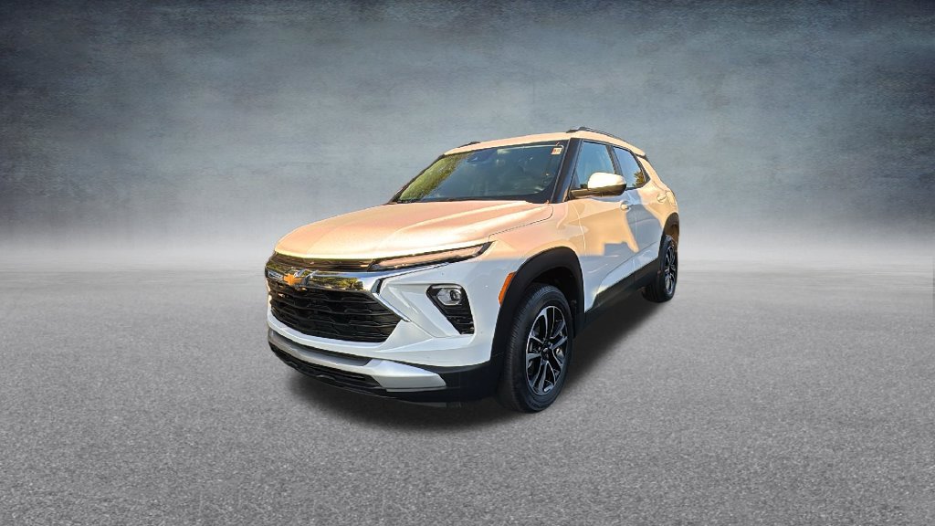 Used 2025 Chevrolet TrailBlazer LT AWD/4WD image 5