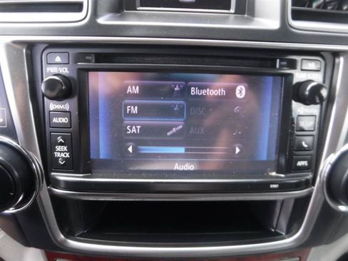 Used 2013 Toyota Highlander Limited FWD image 39