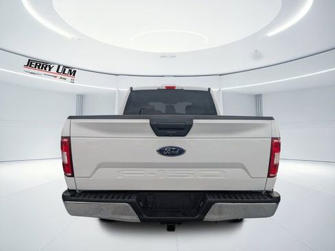 Used 2018 Ford F150 XLT w/ Trailer Tow Package image 4