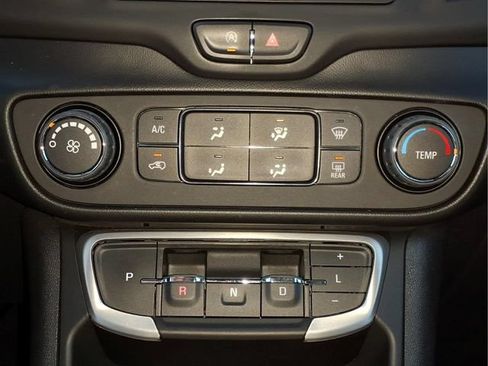 Used 2022 GMC Terrain SLE AWD/4WD image 20