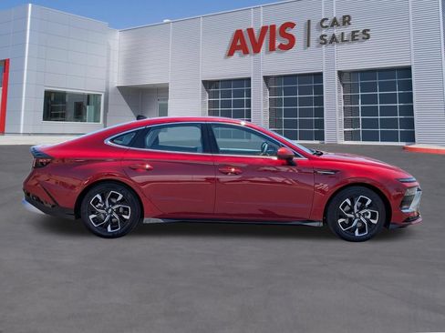 Used 2025 Hyundai Sonata SEL FWD image 5