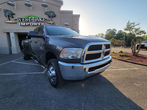 Used 2015 RAM 3500 Tradesman w/ Chrome Appearance Group AWD/4WD image 4