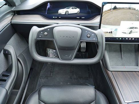 Used 2021 Tesla Model S Long Range image 17