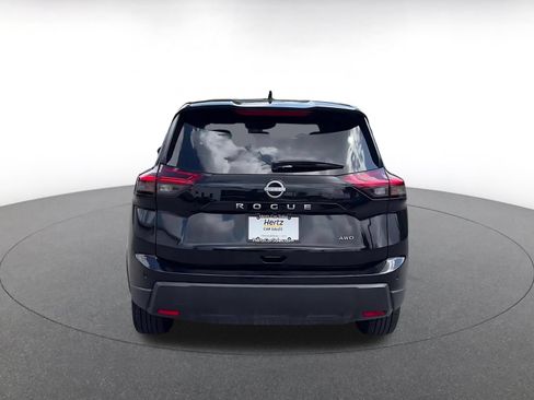 Used 2025 Nissan Rogue SV AWD/4WD image 11