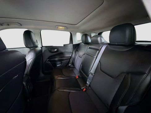 Used 2018 Jeep Compass Latitude w/ Cold Weather Group image 22