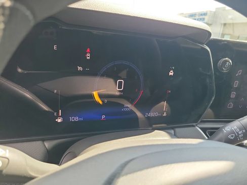 Used 2025 Chevrolet TrailBlazer LS w/ LS Confidence Package FWD image 28