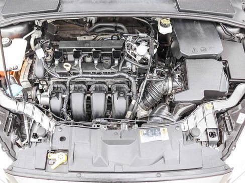 Used 2018 Ford Focus SEL FWD image 22