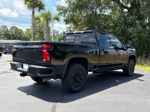 Used 2024 Chevrolet Silverado 2500 LTZ w/ LTZ Plus Package AWD/4WD image 32