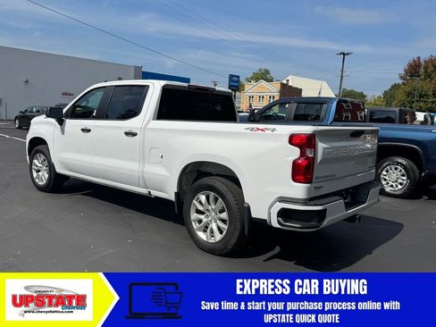Used 2023 Chevrolet Silverado 1500 Custom image 4