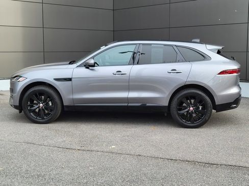 Used 2023 Jaguar F-PACE S image 2
