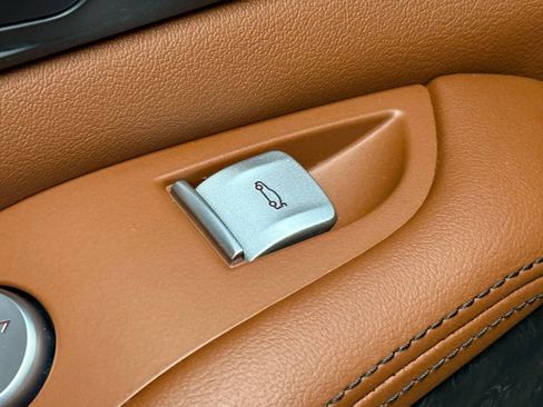 Used 2024 BMW X7 xDrive40i image 21