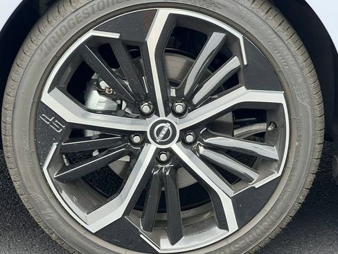New 2026 Nissan Altima 2.5 SR AWD/4WD image 6
