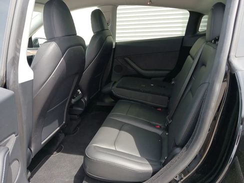 Used 2023 Tesla Model Y Long Range image 6