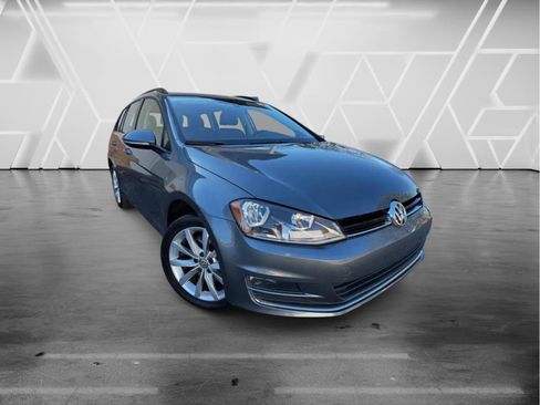 Used 2015 Volkswagen Golf SE image 5
