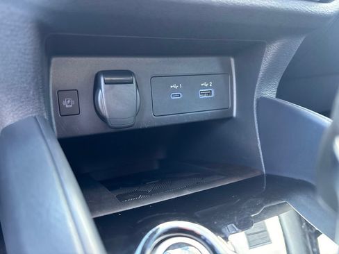 Certified 2025 Nissan Versa SR w/ Trunk Package FWD image 24