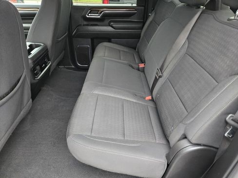 Used 2024 Chevrolet Silverado 2500 LT image 15