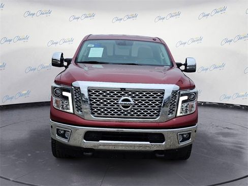 Used 2018 Nissan Titan SL image 8