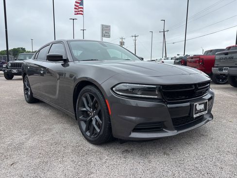 Used 2023 Dodge Charger SXT w/ Blacktop Package RWD image 8