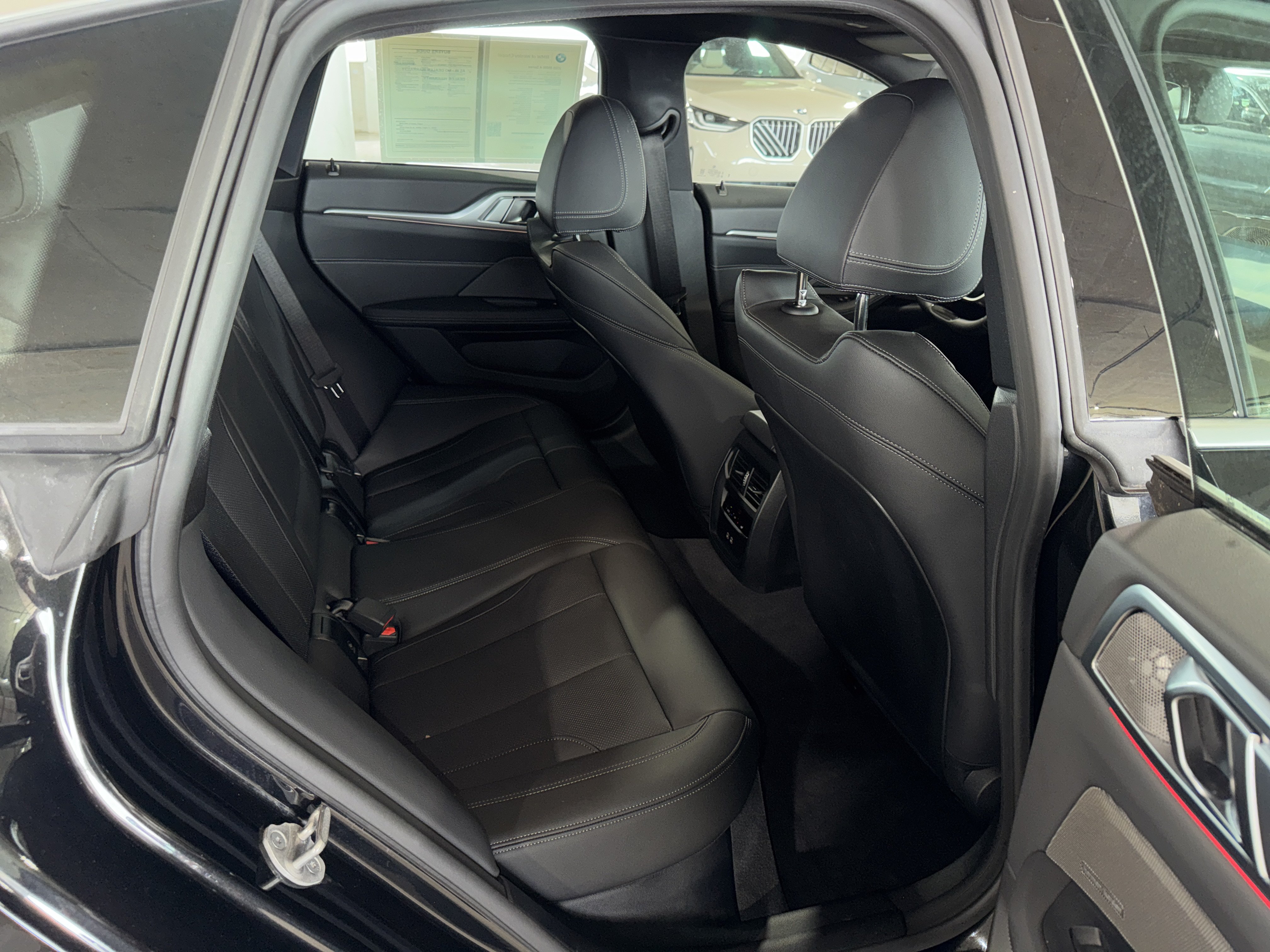 Used 2025 BMW 430i w/ Premium Package RWD image 14