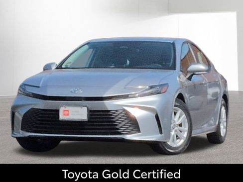 Certified 2025 Toyota Camry LE FWD image 1