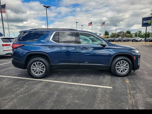Used 2023 Chevrolet Traverse LT FWD image 13