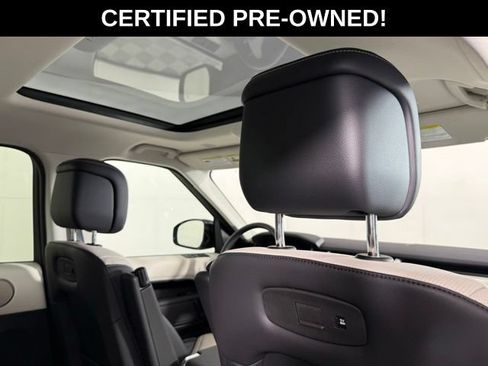 Certified 2025 Land Rover Discovery S AWD/4WD image 28