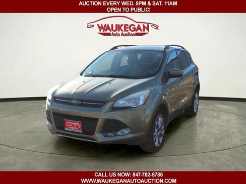 Used 2014 Ford Escape SE w/ Equipment Group 201A image 1