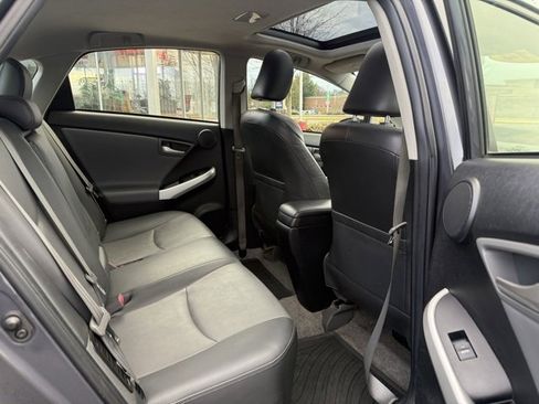 Used 2014 Toyota Prius Four image 24