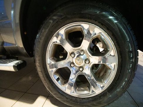 Used 2016 RAM 1500 Laramie w/ Convenience Group image 26