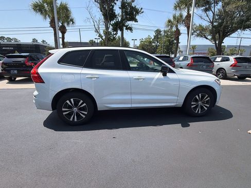 Certified 2024 Volvo XC60 B5 Core w/ Protection Package Premier AWD/4WD image 54