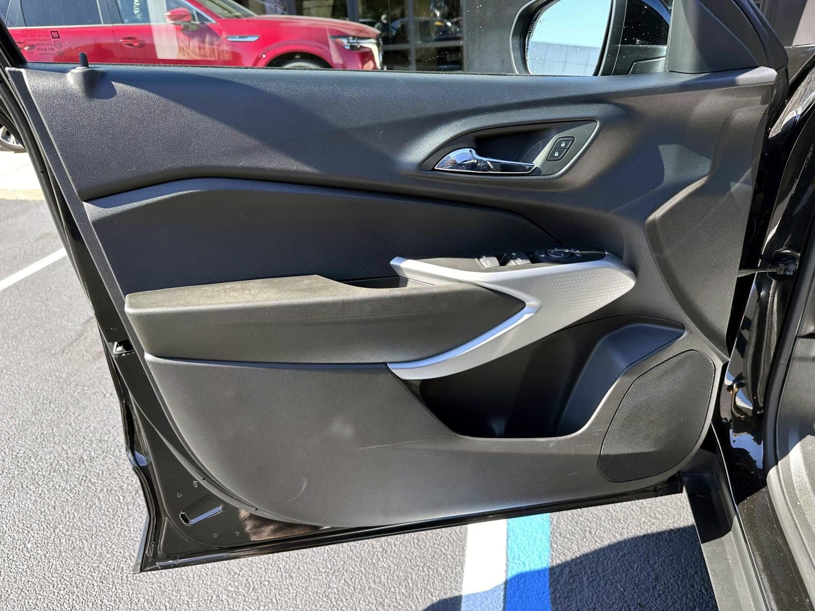 Used 2026 Chevrolet Trax RS w/ Driver Confidence Package FWD image 8