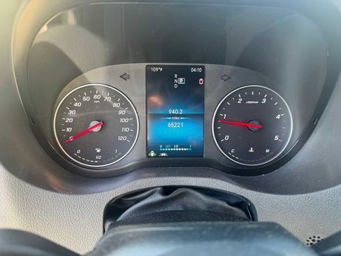 Used 2023 Mercedes-Benz Sprinter 2500 image 9