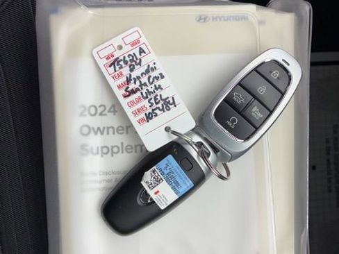 Used 2024 Hyundai Santa Cruz SEL w/ Activity Package image 21