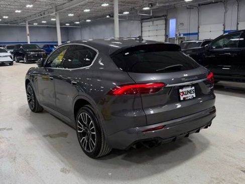 Used 2023 Maserati Grecale GT image 18