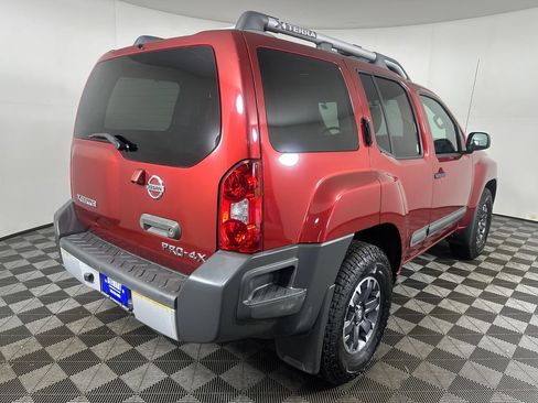 Used 2015 Nissan Xterra PRO-4X w/ Pro-4x Leather Package AWD/4WD image 5