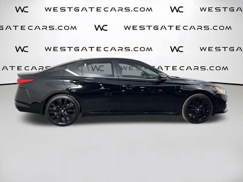 Used 2022 Nissan Altima 2.5 SR w/ Midnight Edition Package image 44