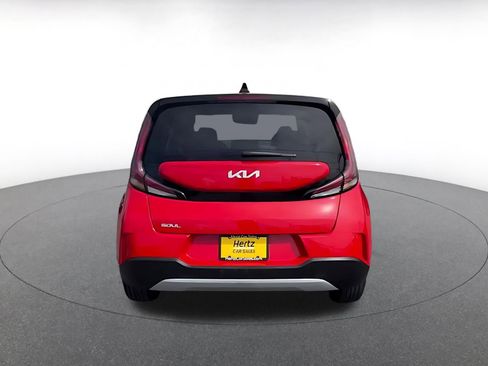Used 2025 Kia Soul LX w/ LX Technology Package image 12
