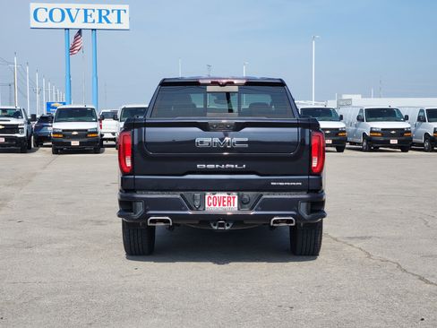 Used 2023 GMC Sierra 1500 Denali Ultimate AWD/4WD image 6