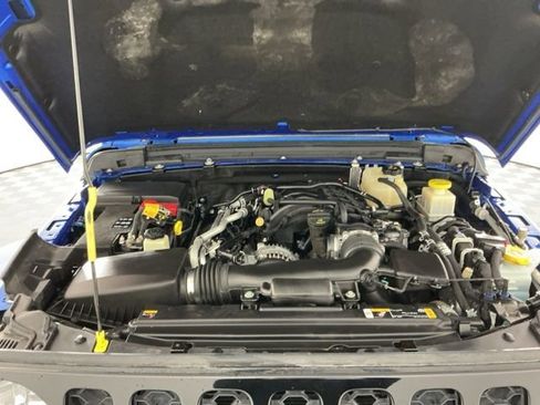 Used 2022 Jeep Gladiator Sport AWD/4WD image 29