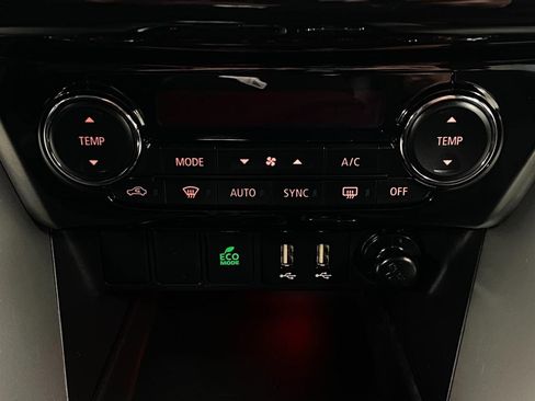 Used 2024 Mitsubishi Eclipse Cross SE image 26