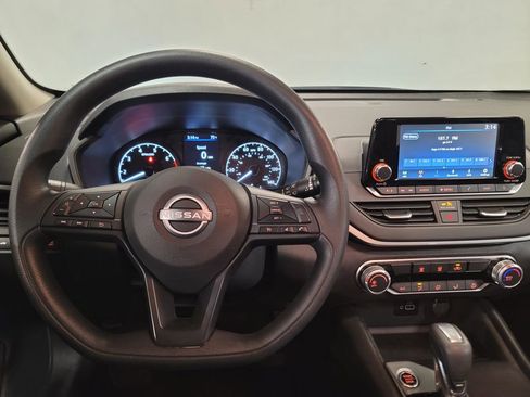 Certified 2024 Nissan Altima 2.5 S image 10