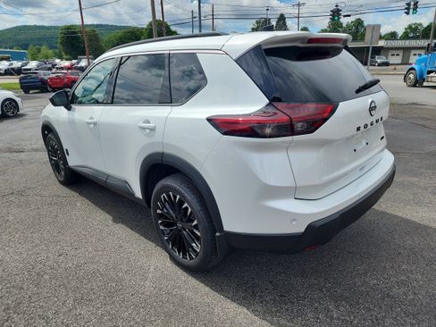 New 2026 Nissan Rogue Dark Armor AWD/4WD image 6