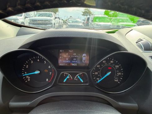 Used 2019 Ford Escape Titanium AWD/4WD image 11
