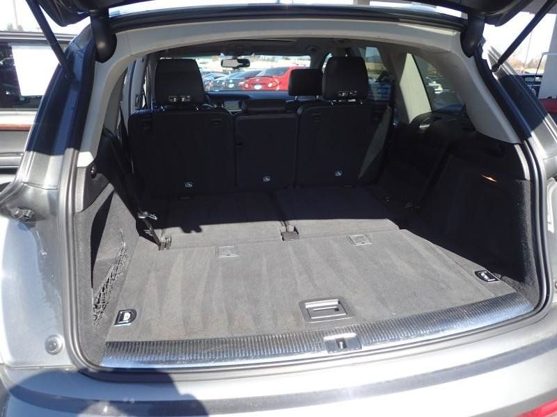 Used 2015 Audi Q7 3.0T Premium Plus AWD/4WD image 12