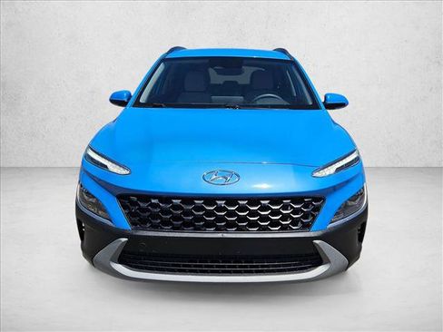 Used 2022 Hyundai Kona SEL w/ Cargo Package FWD image 2