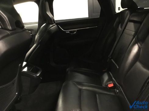 Used 2020 Volvo V90 T6 Cross Country image 29
