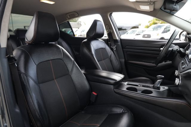 Used 2020 Nissan Altima 2.5 SR FWD image 19